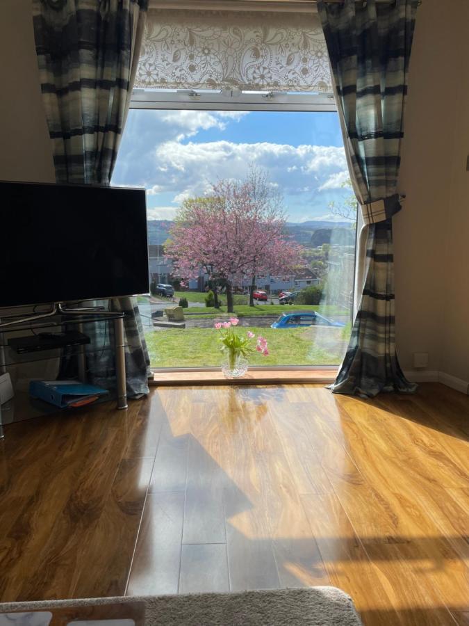 Dumbarton With A View Apartment Bagian luar foto